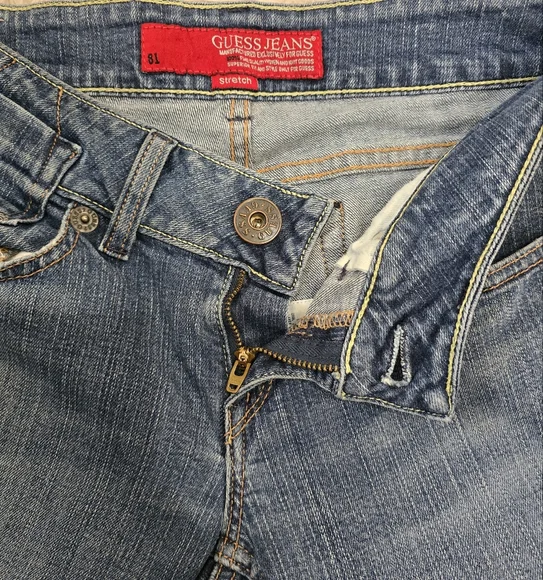 Guess Cuffed Mid Rise Capri Medium Wash Jeans Size 27 - Picture 9 of 10